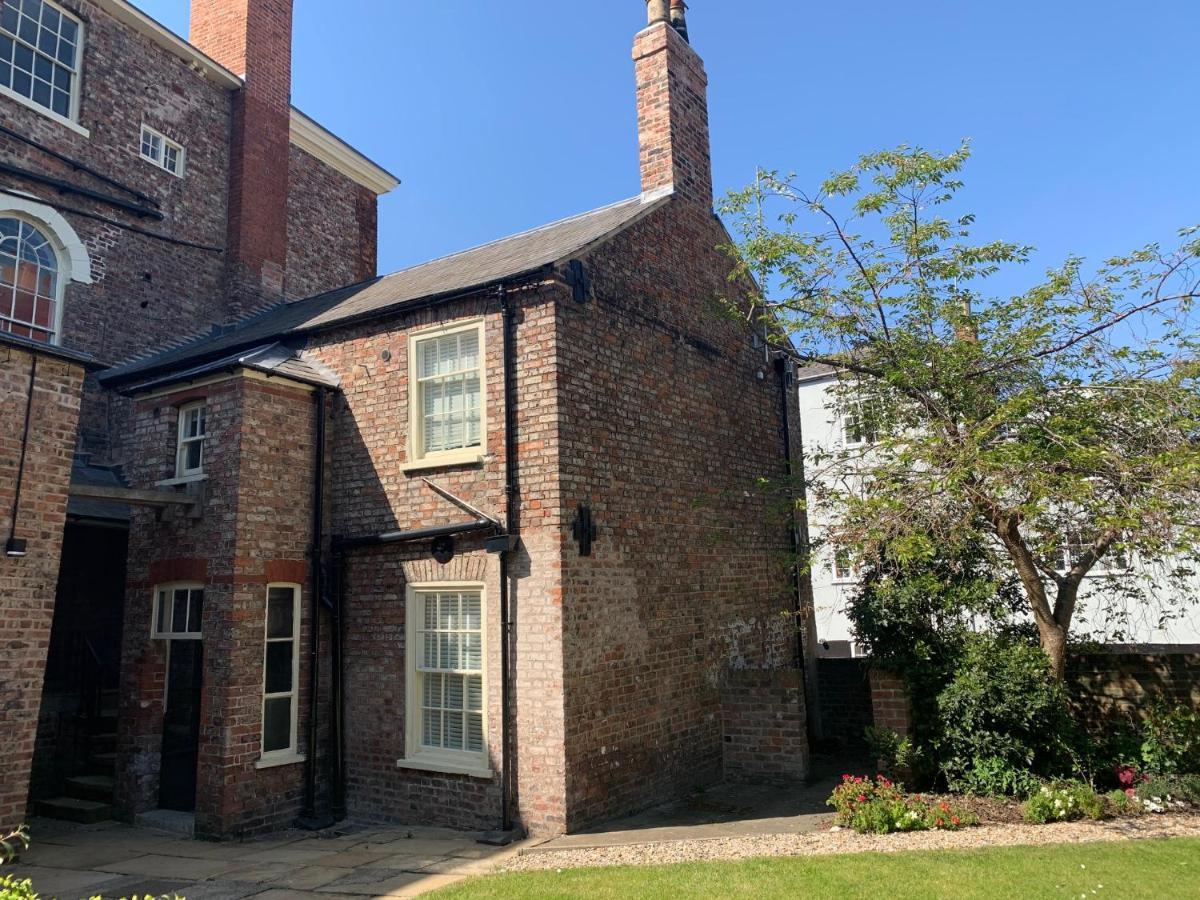 Walmgate Cottage يورك المظهر الخارجي الصورة